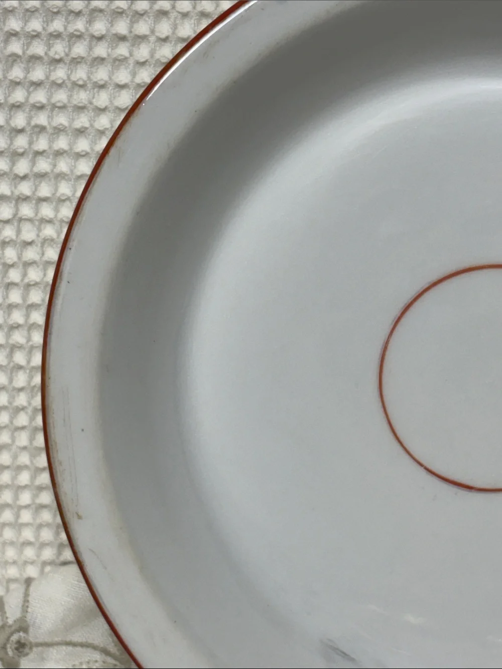 Ceramic pie dish